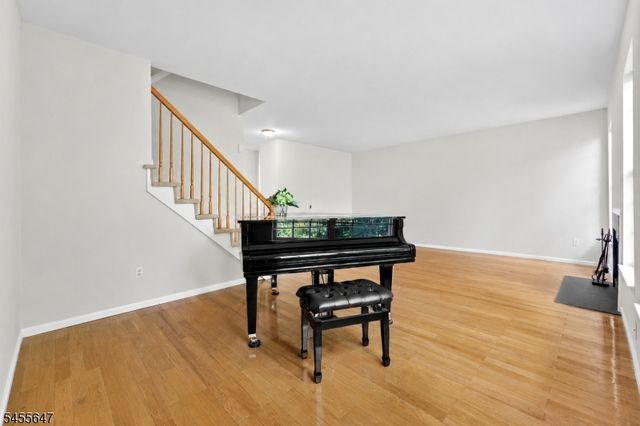 33 Gordon Circle, Parsippany-troy Hills Twp., NJ 07054