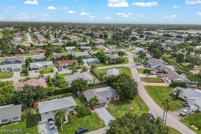 8110 Valencia RD, Fort Myers, FL 33967