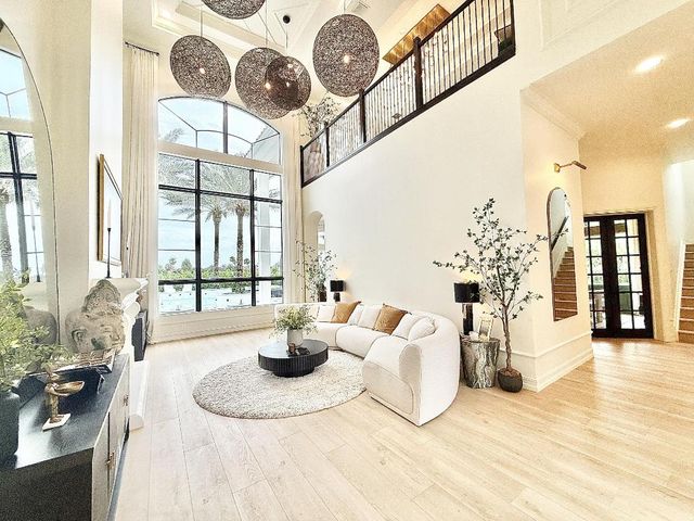 134 Rosalia Court, Jupiter, FL 33478