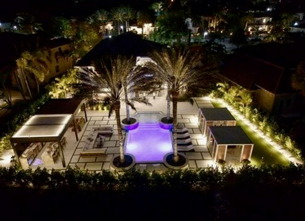 134 Rosalia Court, Jupiter, FL 33478