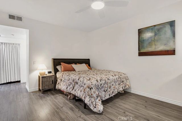 17914 Magnolia Boulevard 121, Encino, CA 91316