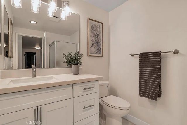 17914 Magnolia Boulevard 121, Encino, CA 91316