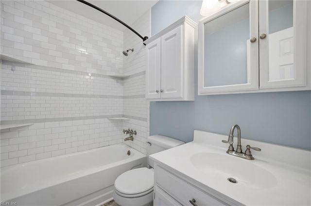 102 Tyburn CT, Hampton, VA 23669