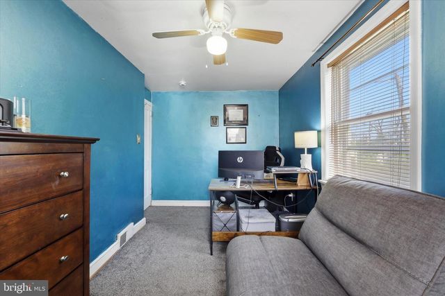 1801 CRICKET LN, Folcroft, PA 19032