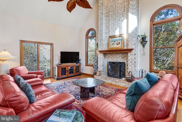 7929 WELLINGTON DR, Warrenton, VA 20186