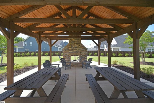 1265 Fiddletree Lane, Woodruff, SC 29388