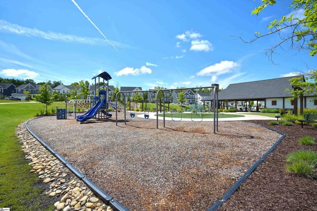 1265 Fiddletree Lane, Woodruff, SC 29388