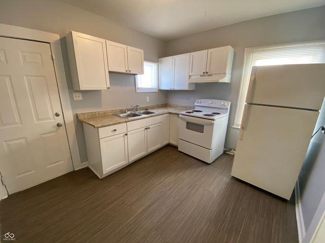 3252 Winthrop Avenue, Indianapolis, IN 46205