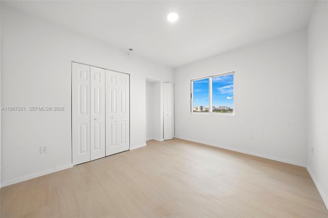 3500 Coral Way 1114, Miami, FL 33145