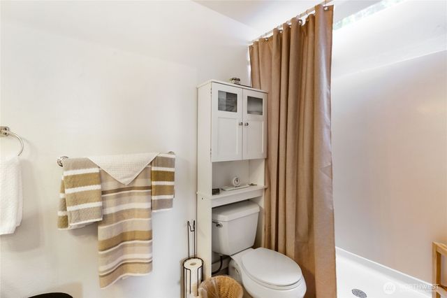 10009 NE 141st Street, Kirkland, WA 98034