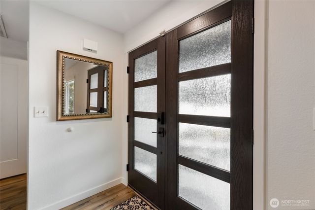 10009 NE 141st Street, Kirkland, WA 98034