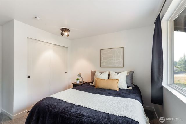 10009 NE 141st Street, Kirkland, WA 98034
