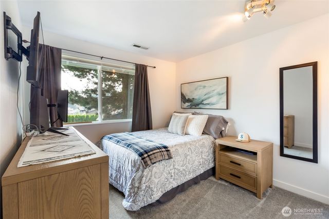 10009 NE 141st Street, Kirkland, WA 98034