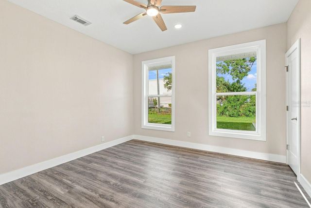 112 E MARTIN LUTHER KING JR DRIVE, Tarpon Springs, FL 34689