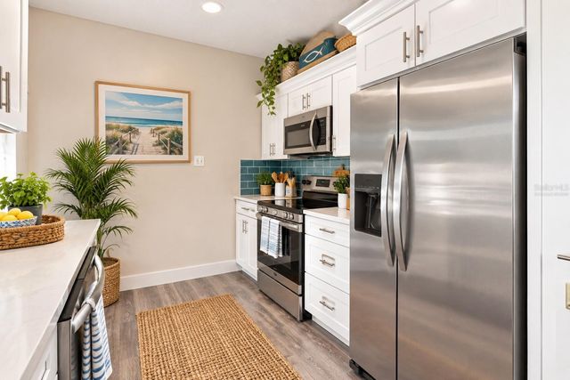 112 E MARTIN LUTHER KING JR DRIVE, Tarpon Springs, FL 34689