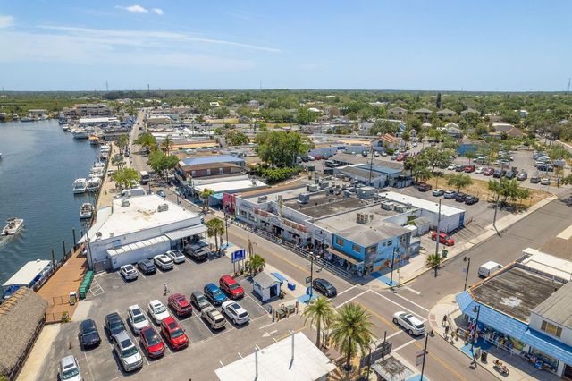 112 E MARTIN LUTHER KING JR DRIVE, Tarpon Springs, FL 34689