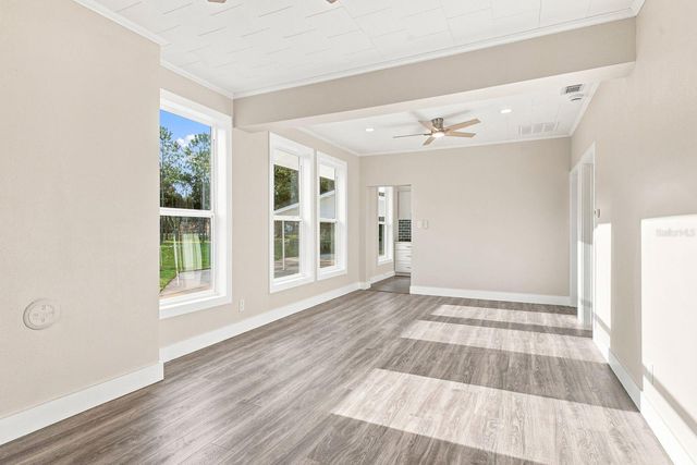 112 E MARTIN LUTHER KING JR DRIVE, Tarpon Springs, FL 34689