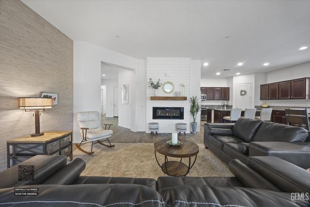 9908 Toscana Drive, Bakersfield, CA 93306