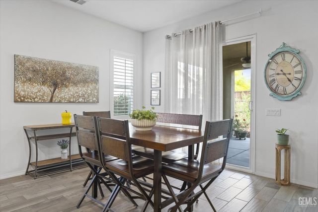 9908 Toscana Drive, Bakersfield, CA 93306