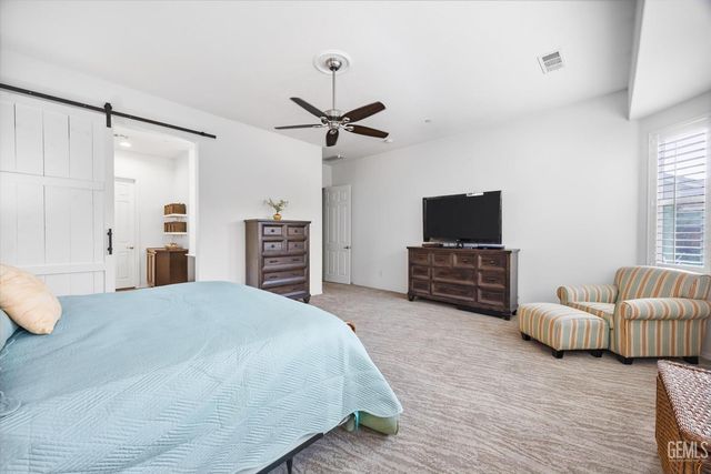 9908 Toscana Drive, Bakersfield, CA 93306