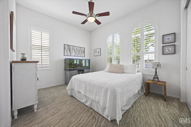 9908 Toscana Drive, Bakersfield, CA 93306