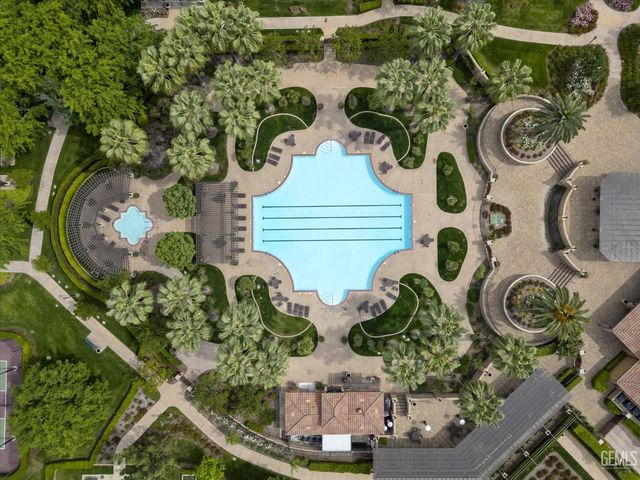 9908 Toscana Drive, Bakersfield, CA 93306