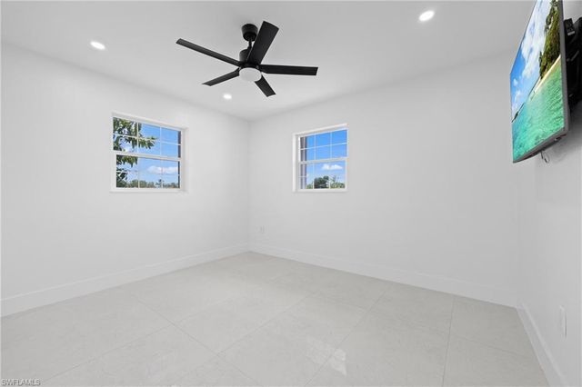 12065 Boat Shell DR, Matlacha Isles, FL 33991
