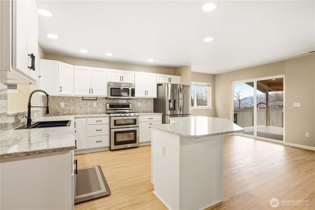 616 Panorama Ridge, Mount Vernon, WA 98273