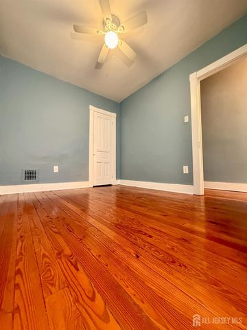 70 Schultz Avenue, Phillipsburg, NJ 08865