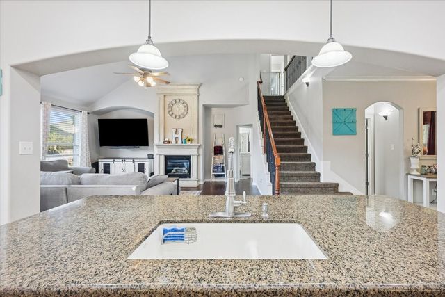 868 Valley Ridge Road, Burleson, TX 76028