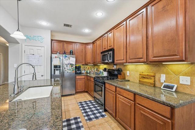 868 Valley Ridge Road, Burleson, TX 76028