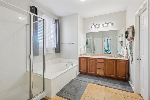 868 Valley Ridge Road, Burleson, TX 76028