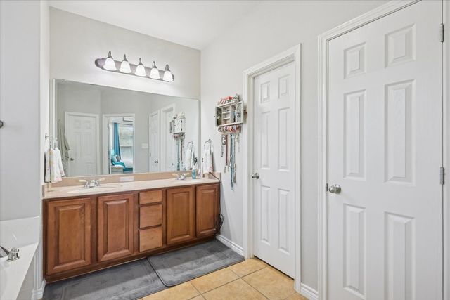 868 Valley Ridge Road, Burleson, TX 76028