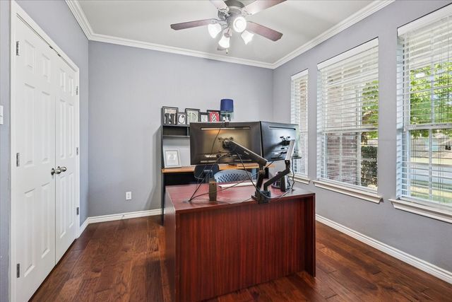 868 Valley Ridge Road, Burleson, TX 76028