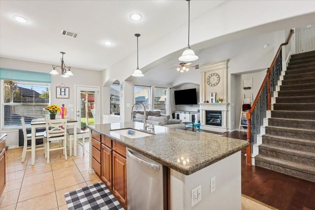 868 Valley Ridge Road, Burleson, TX 76028