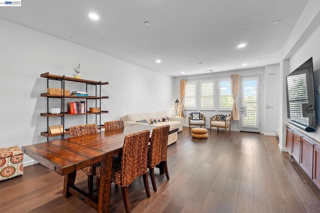 3832 Camino Loop, Dublin, CA 94568