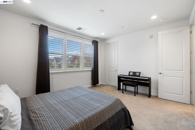 3832 Camino Loop, Dublin, CA 94568