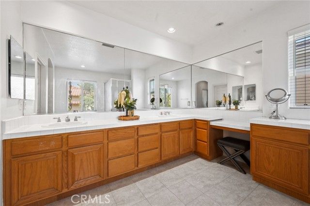 9 Preston, Irvine, CA 92618