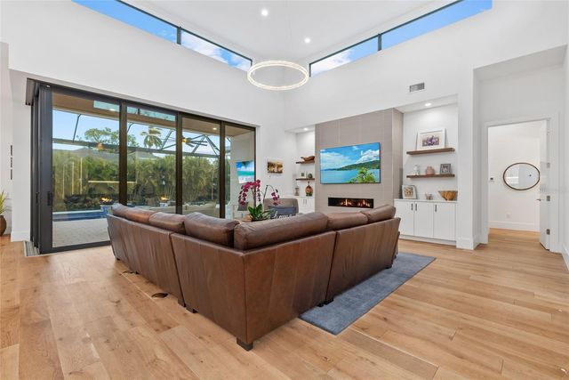 1429 WESTBROOK DRIVE, Sarasota, FL 34231