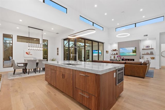 1429 WESTBROOK DRIVE, Sarasota, FL 34231