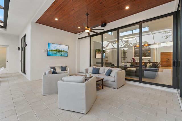 1429 WESTBROOK DRIVE, Sarasota, FL 34231