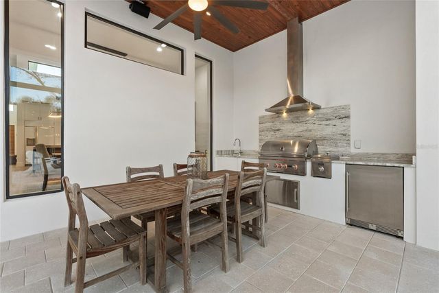 1429 WESTBROOK DRIVE, Sarasota, FL 34231