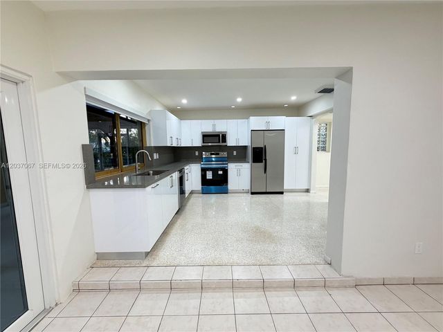 2134 SW 99th Ave 2134, Miami, FL 33165
