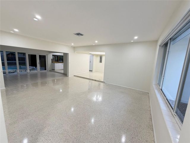 2134 SW 99th Ave 2134, Miami, FL 33165