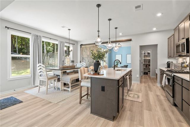 8530 Scenic Ridge Way, Ball Ground, GA 30107