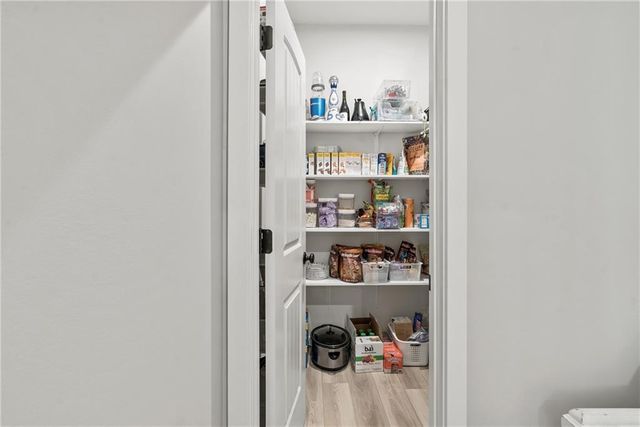 8530 Scenic Ridge Way, Ball Ground, GA 30107