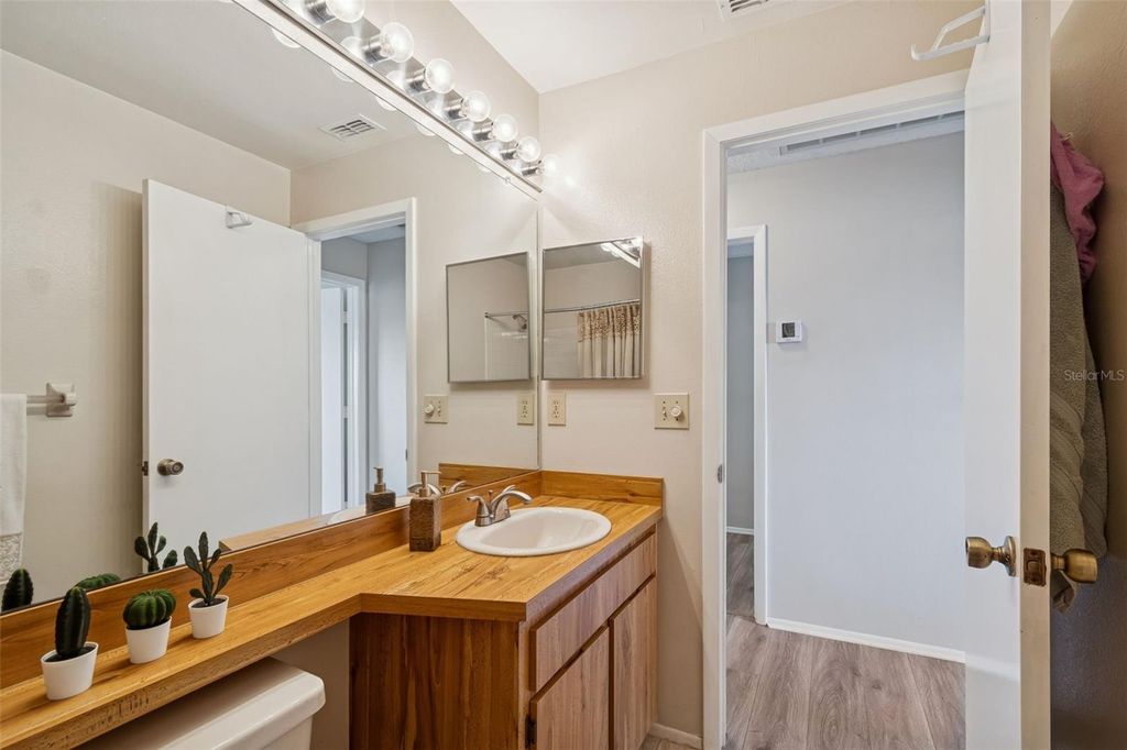 Image 31 of property listing at 3766 EL CAMINO COURT, Largo, FL 33771