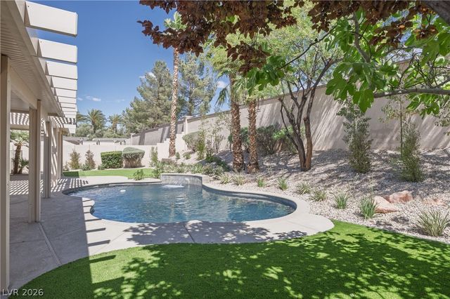 2516 Silver Beach Drive, Henderson, NV 89052