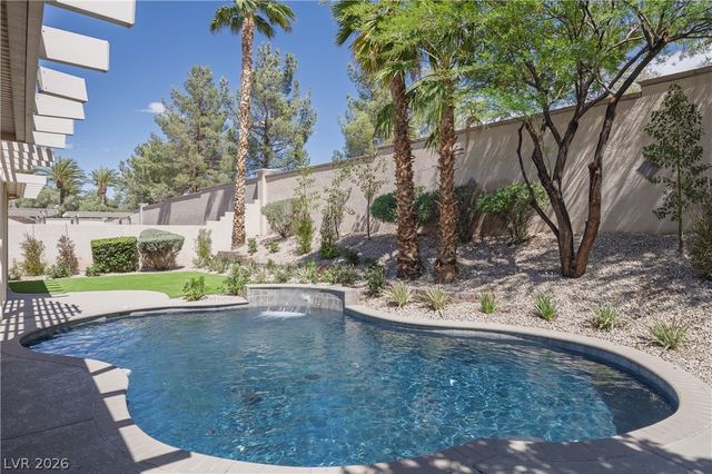 2516 Silver Beach Drive, Henderson, NV 89052