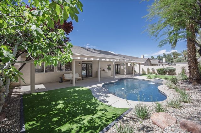 2516 Silver Beach Drive, Henderson, NV 89052